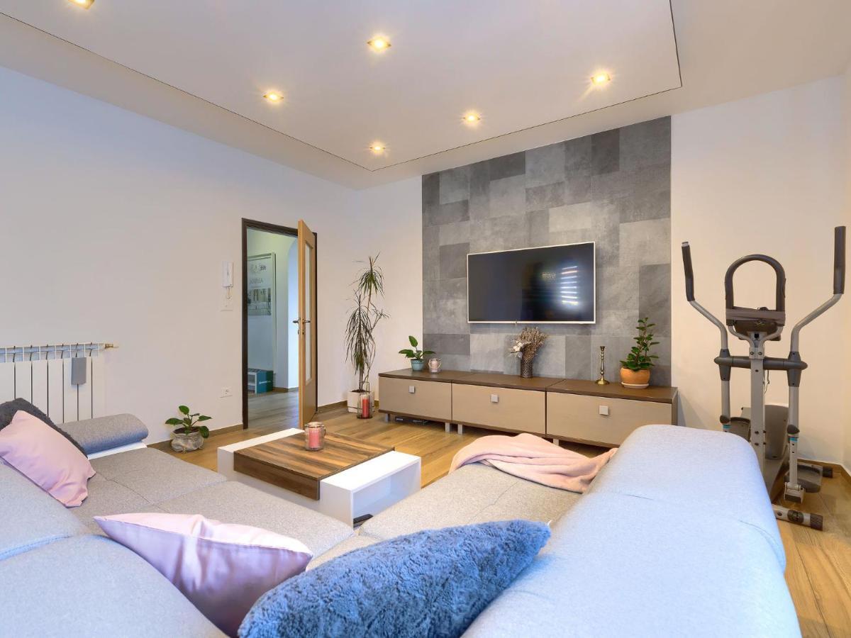 Holiday Home House Eric&Paolo Pula Exterior foto