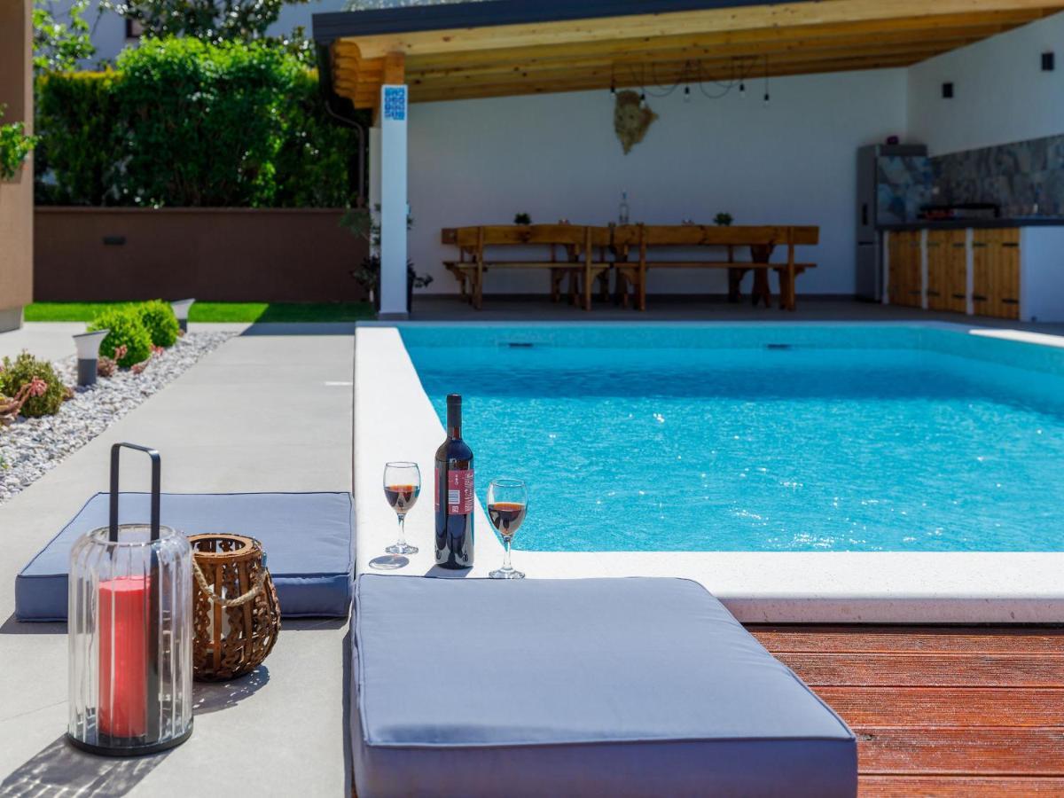 Holiday Home House Eric&Paolo Pula Exterior foto