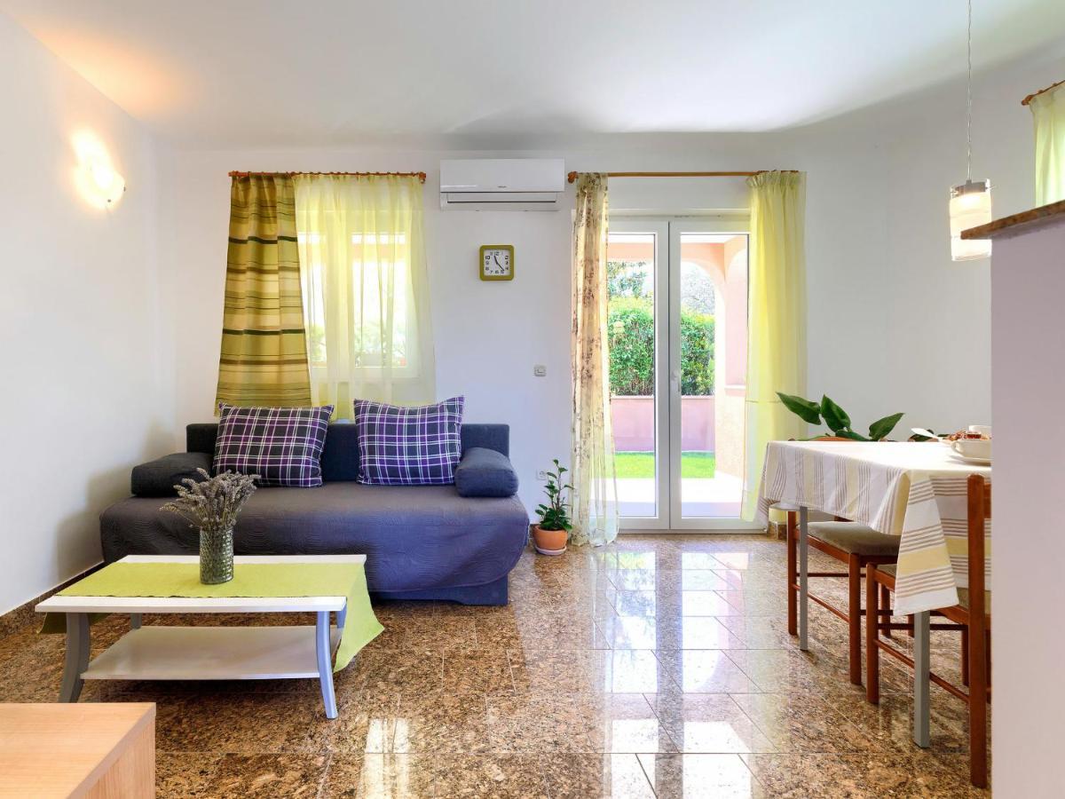 Holiday Home House Eric&Paolo Pula Exterior foto