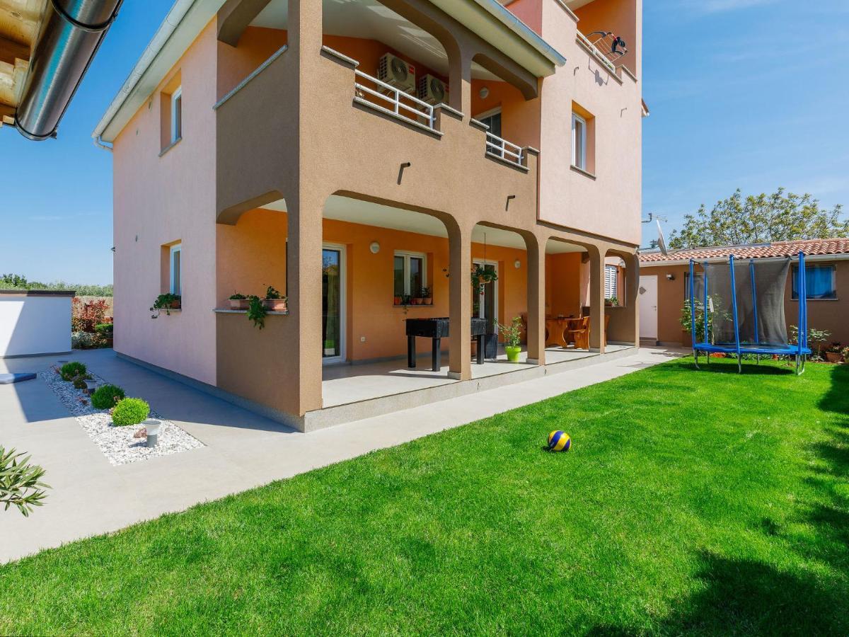 Holiday Home House Eric&Paolo Pula Exterior foto